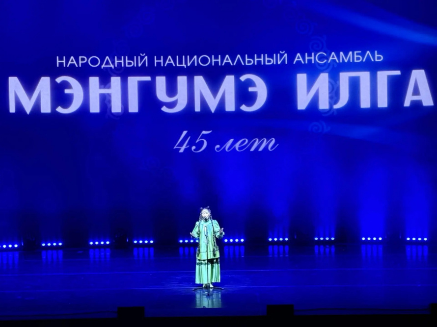 Наши артисты из Якутии выступили на юбилейном концерте «Мэнгумэ илга» в г. Поронайске.